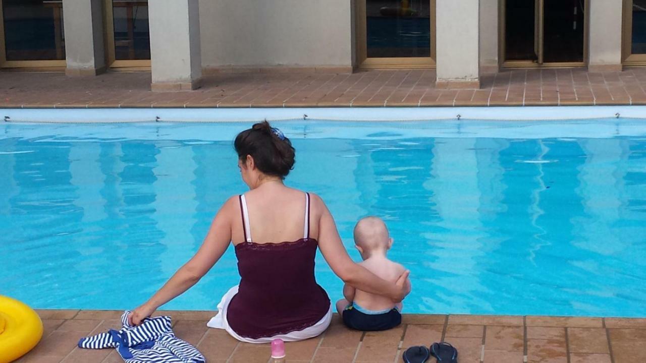 Foresteria Lombarda La Spiaggia Lierna Eksteriør bilde